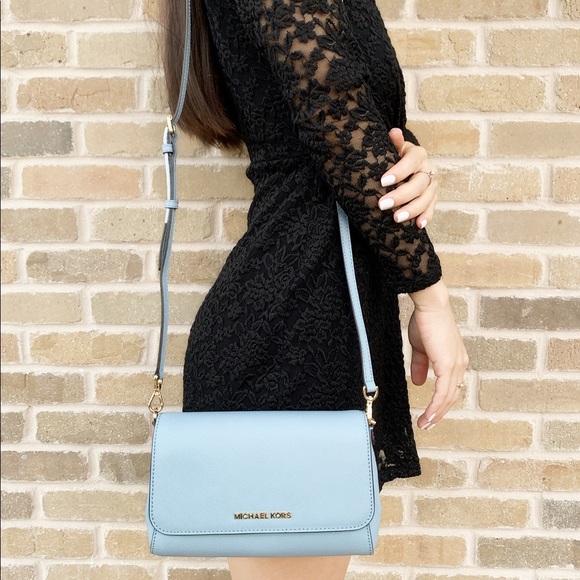 Michael Kors Handbags - Michael Kors md crossbody blue SALE‼️‼️